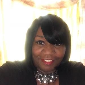 Meet your Posher, Ramona